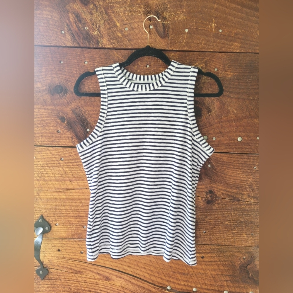 Marled Nautical, Summer, Essentials tank. Size Medium. Navy and White Striped.